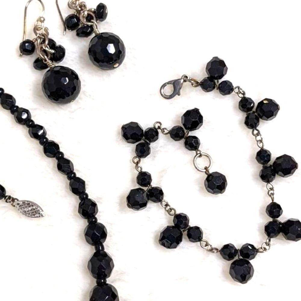 Vintage 1990's Black Facetted Crystal Bead Choker w/ Bracelet & Pierced Earrings - Picture 3 of 11